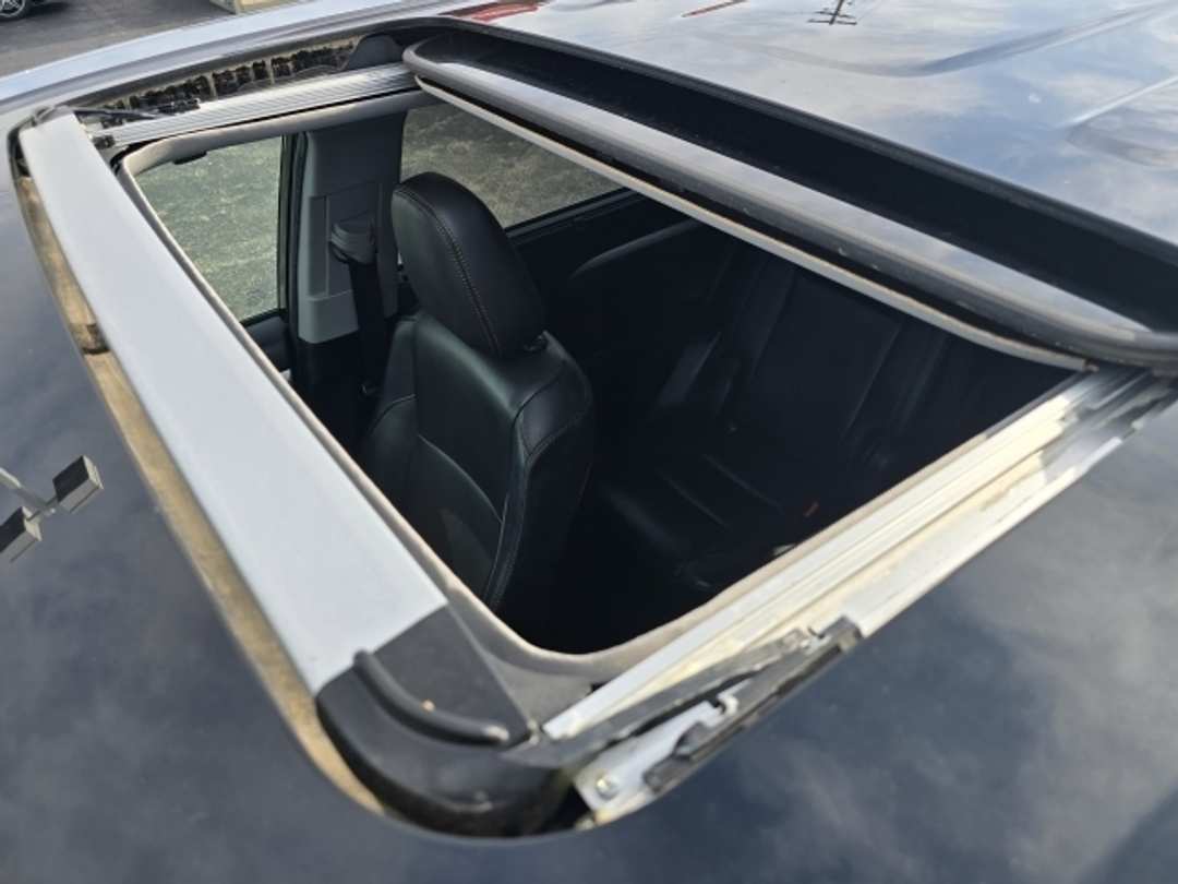 2019 Toyota Highlander Xle - Image 3