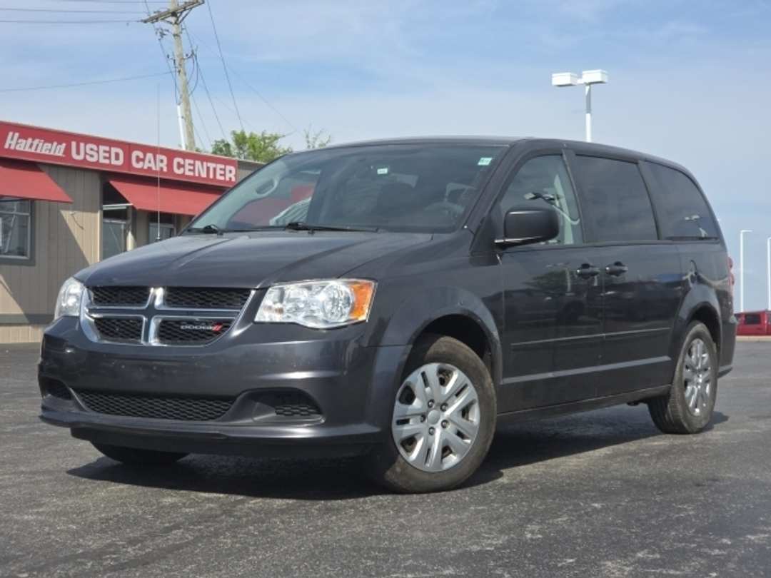 2017 Dodge Grand Caravan Se - Image 2