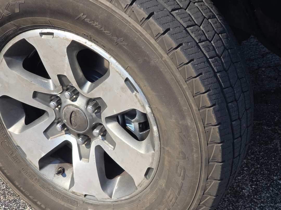 2014 Ford F-150 Stx - Image 3