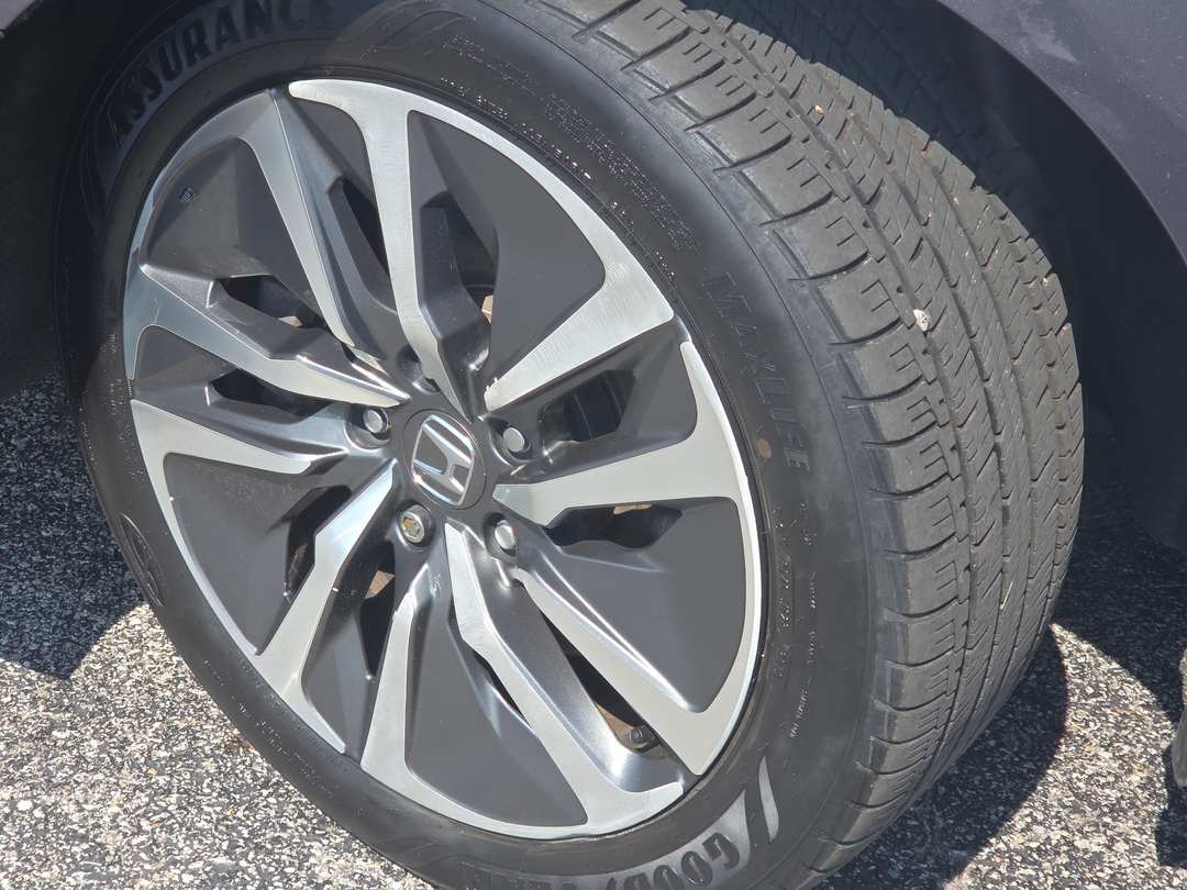 2021 Honda Accord Hybrid Ex - Image 3