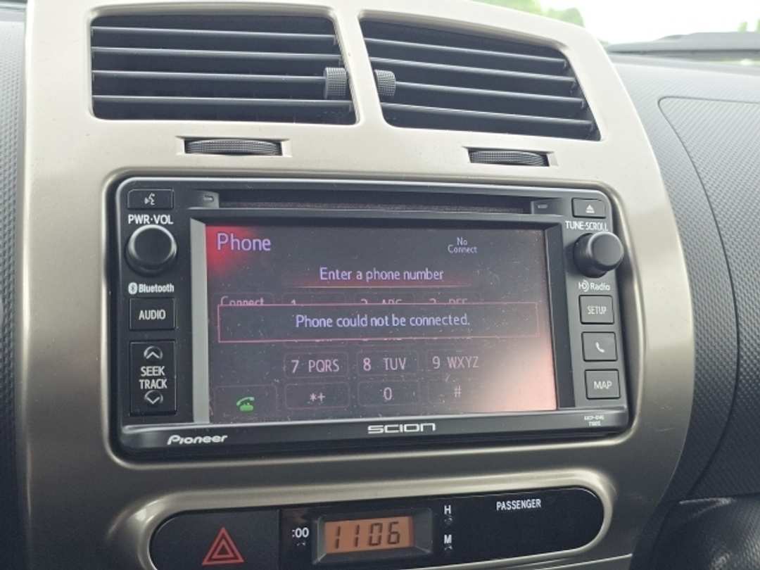 2014 Scion XD Hb Auto (Gs) - Image 2